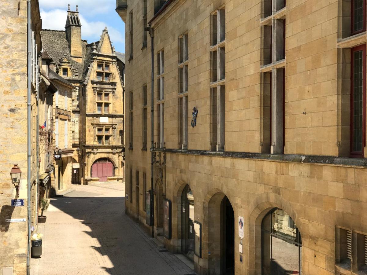 L Appart D En Face Sarlat-la-Canéda Exterior foto